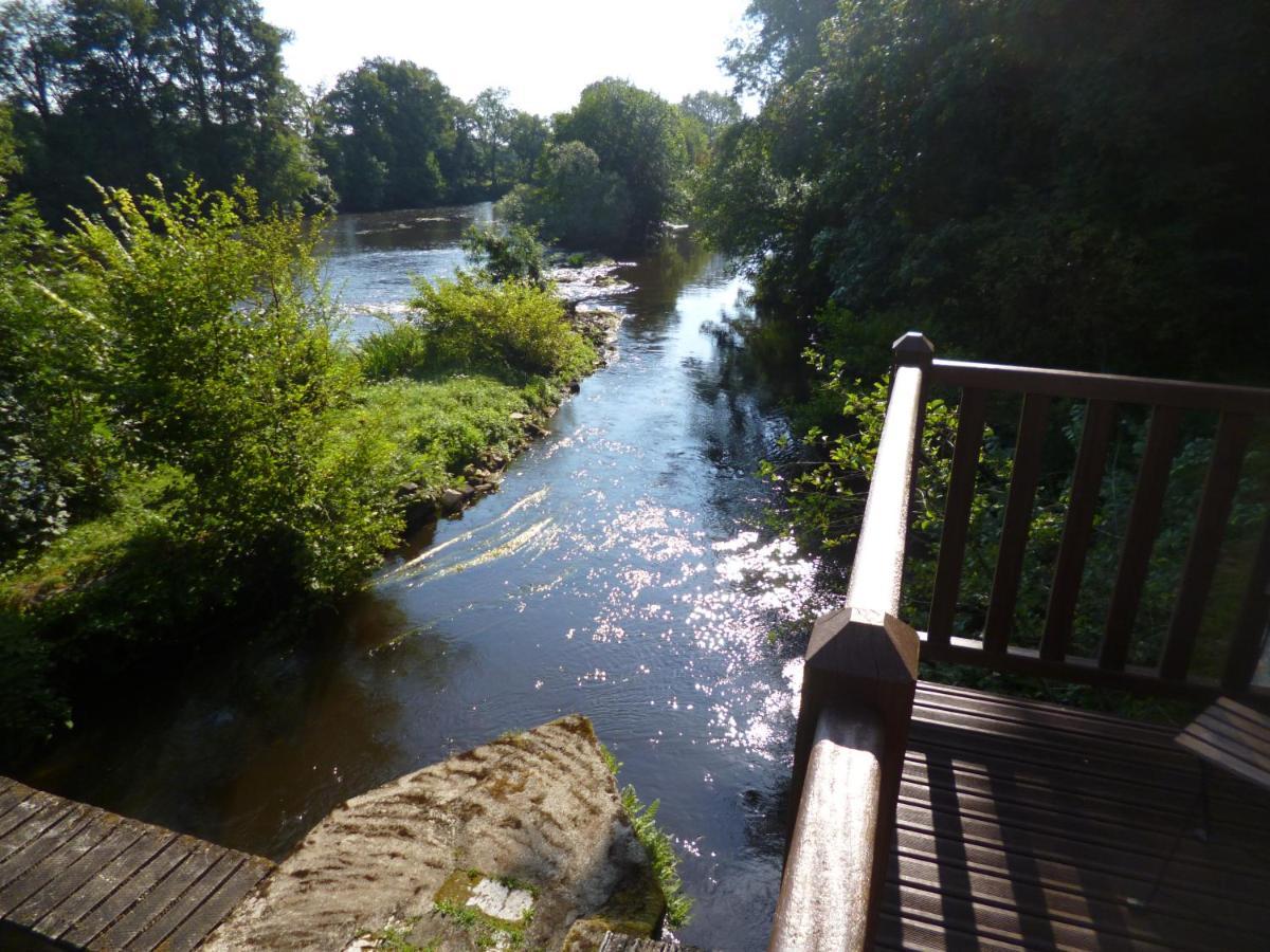 Oulches Le Moulin De Cors B&B 외부 사진