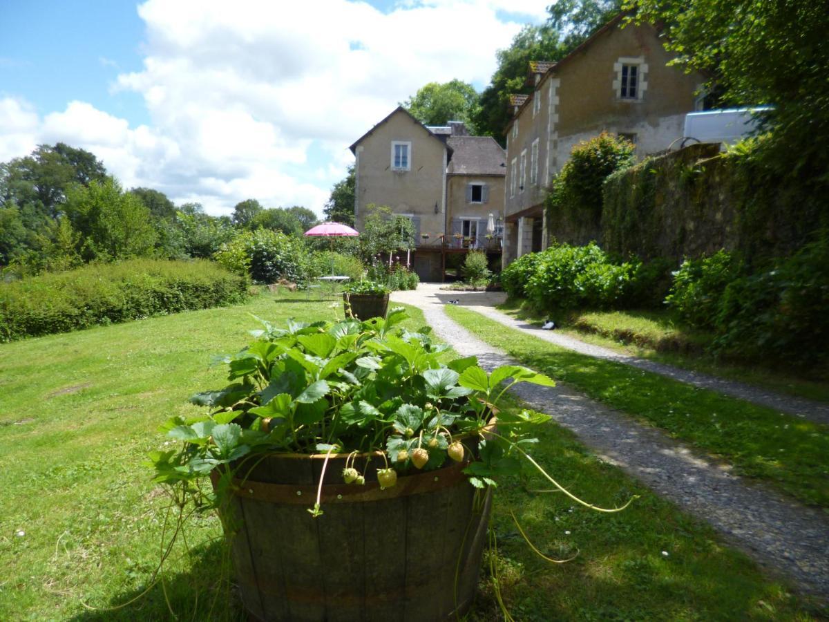 Oulches Le Moulin De Cors B&B 외부 사진