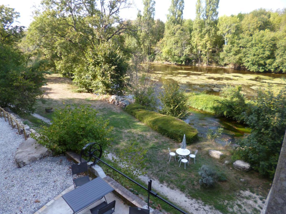 Oulches Le Moulin De Cors B&B 외부 사진