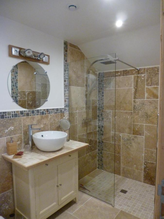 Oulches Le Moulin De Cors B&B 외부 사진